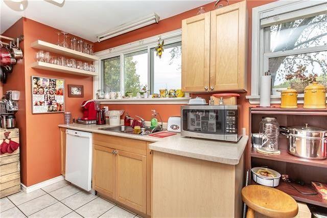372 Grantham Ave, House detached with 3 bedrooms, 2 bathrooms and 4 parking in St. Catharines ON | Image 8