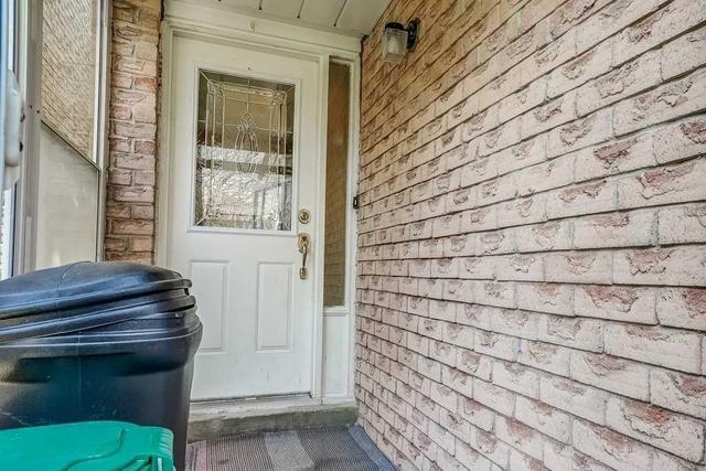 upper - 23 Ivan Daniels Dr, House attached with 4 bedrooms, 3 bathrooms and 3 parking in Markham ON | Image 36
