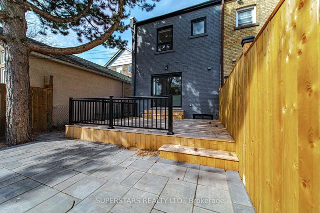 643 Beresford Ave, House semidetached with 3 bedrooms, 3 bathrooms and 2 parking in Toronto ON | Image 21
