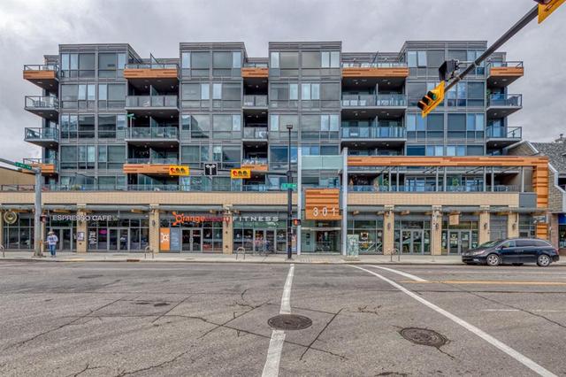 303, - 301 10 Street Nw, Condo with 1 bedrooms, 1 bathrooms and 1 parking in Calgary AB | Card Image