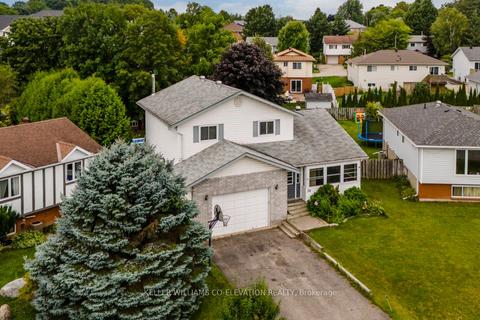 38 Corbeau Cres, Home with 3 bedrooms, 4 bathrooms and 5 parking in Penetanguishene ON | Card Image