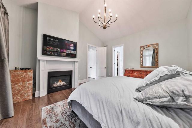 363 Seaton Dr, House detached with 3 bedrooms, 5 bathrooms and 7 parking in Oakville ON | Image 8