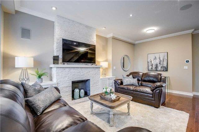 3186 Joel Kerbel Pl, House attached with 4 bedrooms, 4 bathrooms and 2 parking in Mississauga ON | Image 5