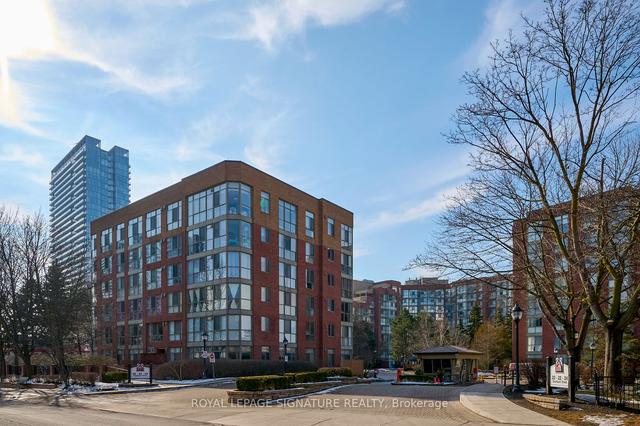 415 - 20 Southport St, Condo with 2 bedrooms, 2 bathrooms and 2 parking in Toronto ON | Image 16