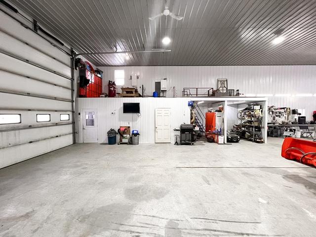 14571 - Hwy 697, House detached with 3 bedrooms, 2 bathrooms and 20 parking in Mackenzie County AB | Image 2