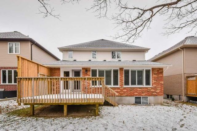 70 Marshall Dr, House detached with 4 bedrooms, 4 bathrooms and 4 parking in Guelph ON | Image 16