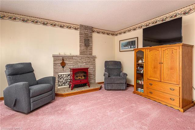 4787 County Rd 4 Road, House detached with 2 bedrooms, 1 bathrooms and 8 parking in Stone Mills ON | Image 7