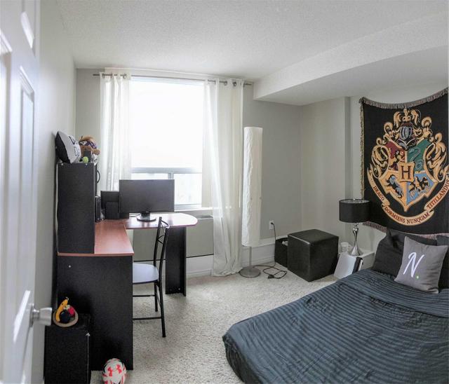 806 - 155 Kent St, Condo with 2 bedrooms, 2 bathrooms and 1 parking in London ON | Image 13