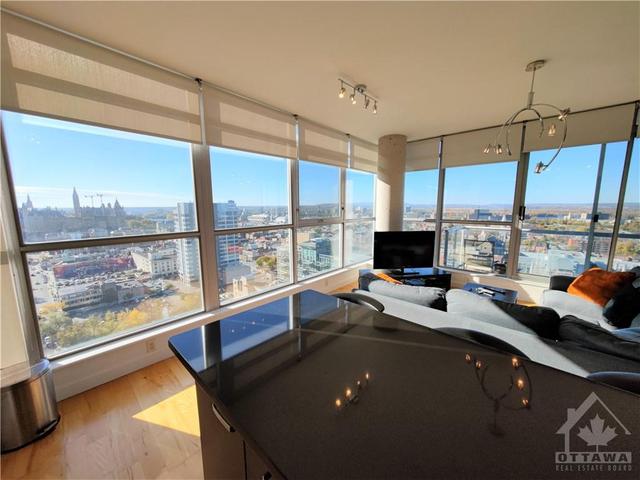 2008 - 179 George Street, Condo with 2 bedrooms, 2 bathrooms and 1 parking in Ottawa ON | Image 4