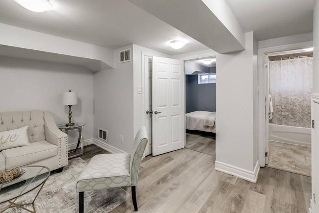 39 Medway Cres, House semidetached with 3 bedrooms, 2 bathrooms and 2 parking in Toronto ON | Image 21