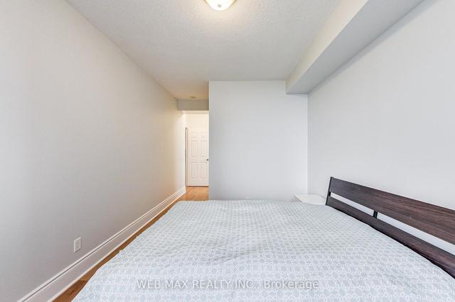 2318 - 5233 Dundas St W, Condo with 3 bedrooms, 2 bathrooms and 2 parking in Toronto ON | Image 6