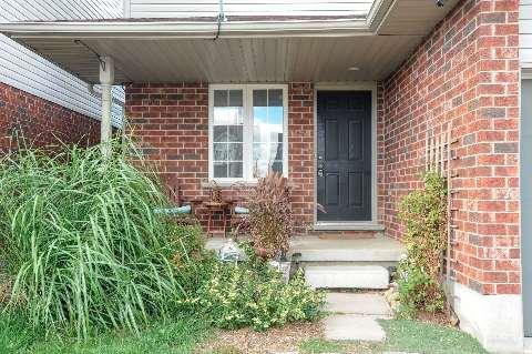 115 Cedarvale Ave, House detached with 3 bedrooms, 2 bathrooms and 2 parking in Guelph ON | Image 2