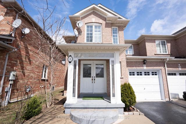 3 Butterchurn Rd, House semidetached with 3 bedrooms, 4 bathrooms and 3 parking in Brampton ON | Image 1