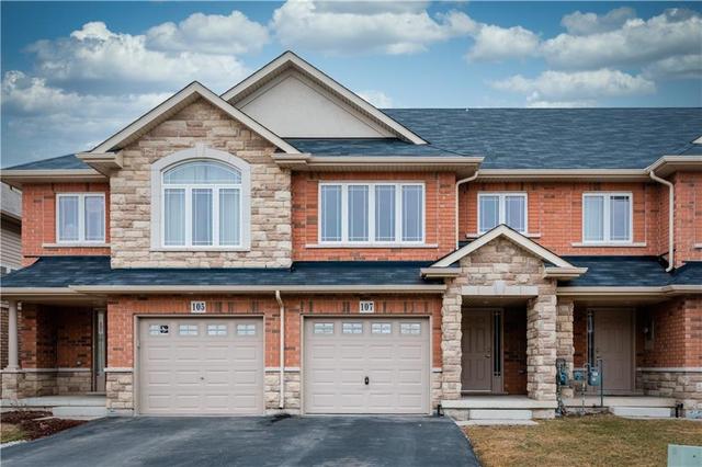 107 Charleswood Crescent, House attached with 5 bedrooms, 3 bathrooms and 1 parking in Hamilton ON | Image 1