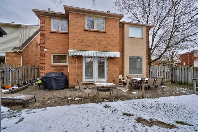1093 Glen Valley Rd, House detached with 4 bedrooms, 4 bathrooms and 4 parking in Oakville ON | Image 32
