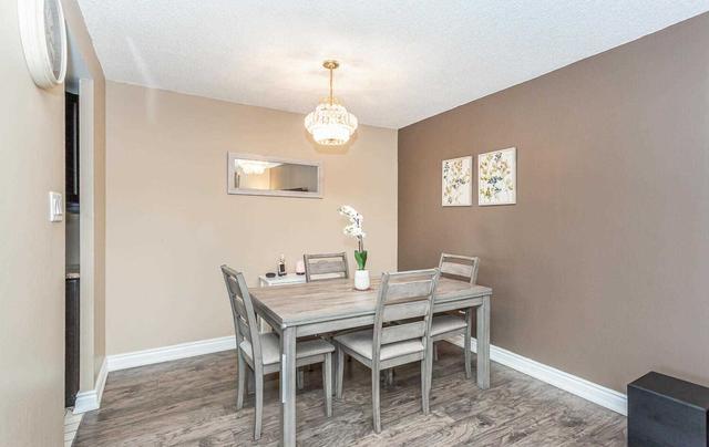 407 - 5 Lisa St, Condo with 2 bedrooms, 2 bathrooms and 1 parking in Brampton ON | Image 4