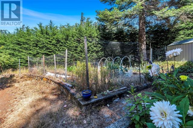 4543 Parry Cross Rd S, House detached with 3 bedrooms, 1 bathrooms and 4 parking in Metchosin BC | Image 14