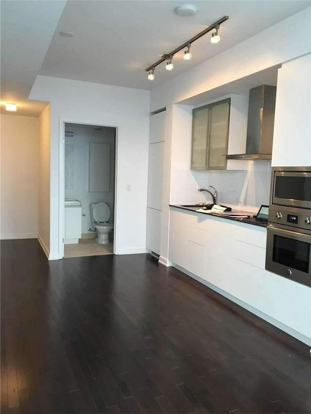6401 - 14 York St, Condo with 0 bedrooms, 1 bathrooms and null parking in Toronto ON | Image 13