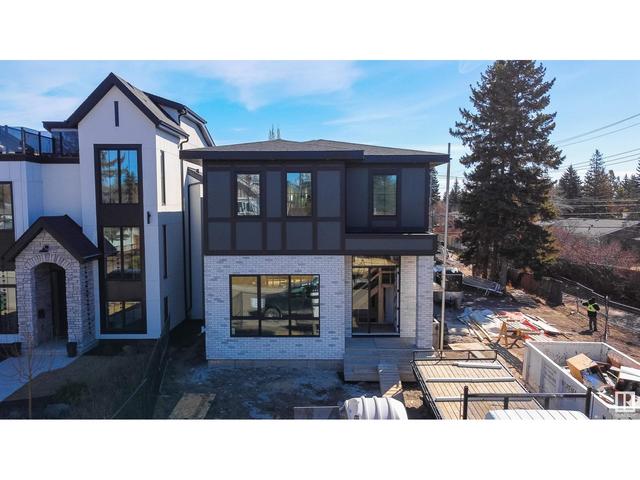 8105 144 St Nw, House detached with 4 bedrooms, 3 bathrooms and null parking in Edmonton AB | Image 4
