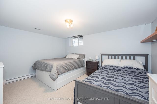61 Gibbs Cres, House detached with 3 bedrooms, 3 bathrooms and 4 parking in Guelph ON | Image 31