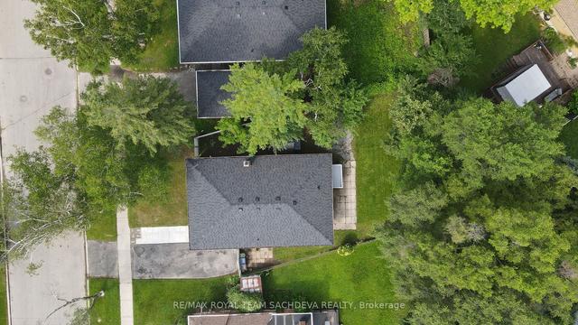 66 Fordover Dr, House detached with 3 bedrooms, 4 bathrooms and 3 parking in Toronto ON | Image 31