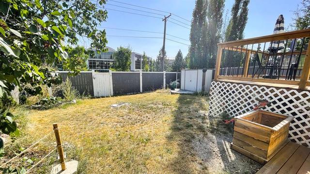 146 River Rock Crescent Se, Home with 3 bedrooms, 3 bathrooms and null parking in Calgary AB | Image 32