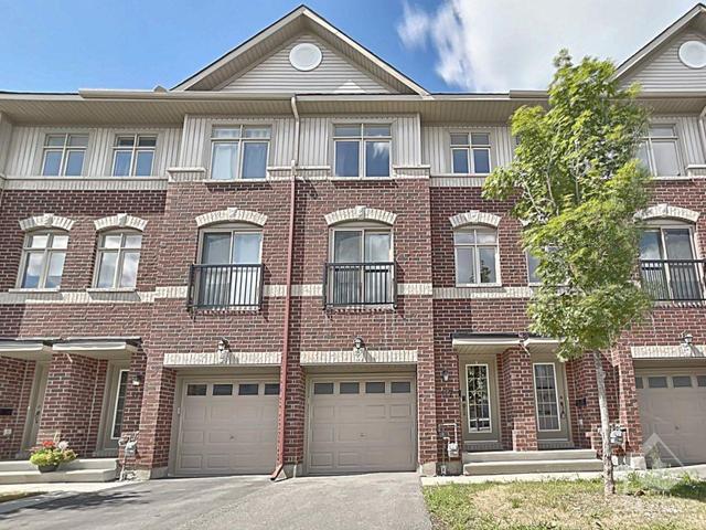 117 Camden Private, Townhouse with 3 bedrooms, 4 bathrooms and 2 parking in Ottawa ON | Image 1