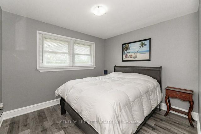 28 Masterson Dr, House detached with 3 bedrooms, 2 bathrooms and 5 parking in St. Catharines ON | Image 11