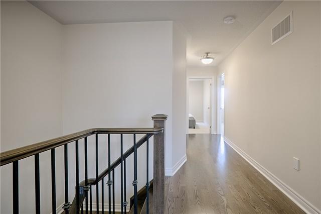 81 Staglin Crt, House attached with 3 bedrooms, 3 bathrooms and 2 parking in Markham ON | Image 11