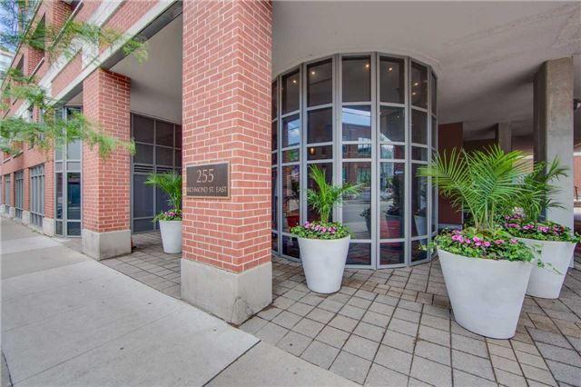 1014 - 255 Richmond St E, Condo with 1 bedrooms, 1 bathrooms and 1 parking in Toronto ON | Image 11