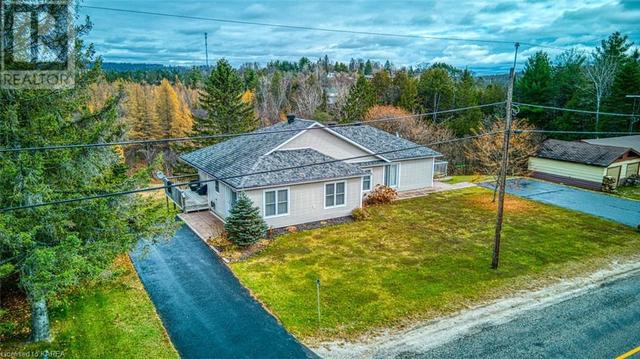 6641&6643 Buckshot Lake Road, House semidetached with 4 bedrooms, 2 bathrooms and 4 parking in Addington Highlands ON | Image 27