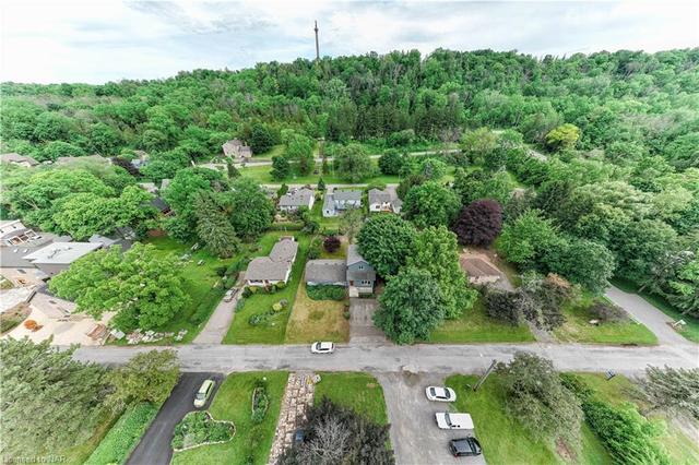 9 Kent Street, House detached with 3 bedrooms, 2 bathrooms and 4 parking in Niagara on the Lake ON | Image 39