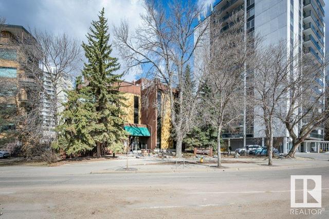 417 - 11618 100 Av Nw, Condo with 1 bedrooms, 1 bathrooms and 1 parking in Edmonton AB | Image 3