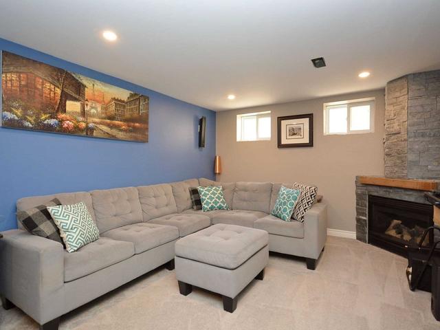 18 Ladore Dr, House detached with 4 bedrooms, 2 bathrooms and 6 parking in Brampton ON | Image 15