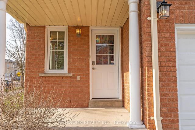 1 - 10 Bassett Blvd, Townhouse with 3 bedrooms, 2 bathrooms and 2 parking in Whitby ON | Image 12