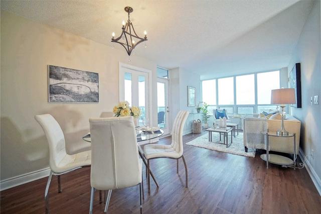 2112 - 15 Greenview Ave, Condo with 2 bedrooms, 2 bathrooms and 1 parking in Toronto ON | Image 8