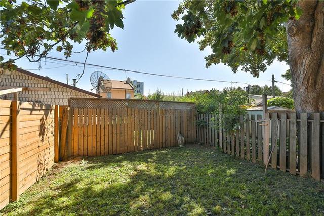 166 Locke Street N, House semidetached with 2 bedrooms, 1 bathrooms and null parking in Hamilton ON | Image 21