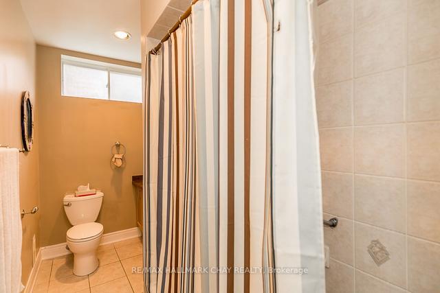 72 Velmar Dr, House detached with 3 bedrooms, 5 bathrooms and 5 parking in Vaughan ON | Image 25