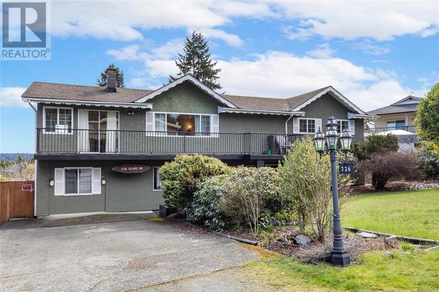 236 Cilaire Dr, House detached with 6 bedrooms, 3 bathrooms and 6 parking in Nanaimo BC | Image 2
