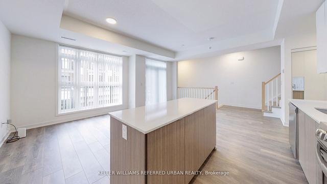 g203 - 100 Canon Jackson Dr, Townhouse with 2 bedrooms, 3 bathrooms and 1 parking in Toronto ON | Image 3