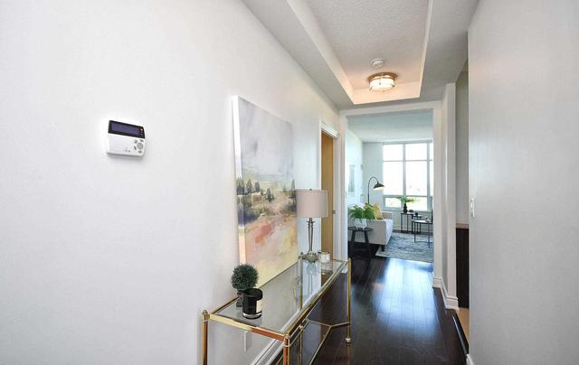 1012 - 10 Bloorview Pl, Condo with 2 bedrooms, 2 bathrooms and 2 parking in Toronto ON | Image 34