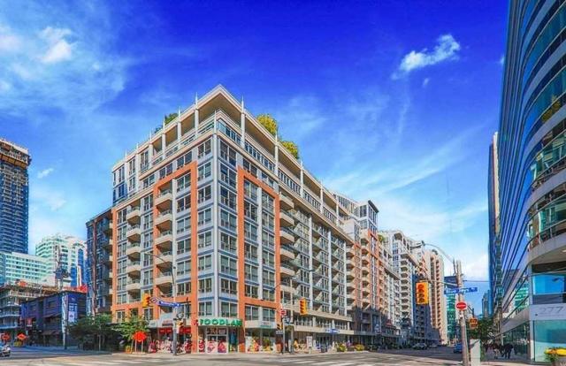 718 - 270 Wellington St W, Condo with 1 bedrooms, 1 bathrooms and 1 parking in Toronto ON | Card Image