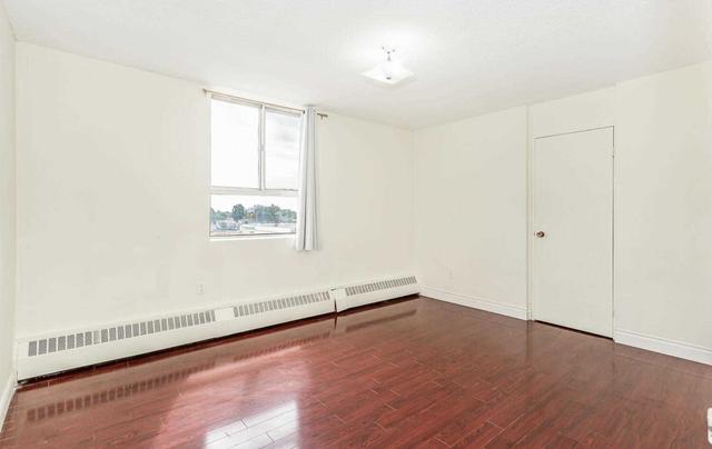 614 - 1950 Kennedy Rd, Condo with 3 bedrooms, 1 bathrooms and 1 parking in Toronto ON | Image 17