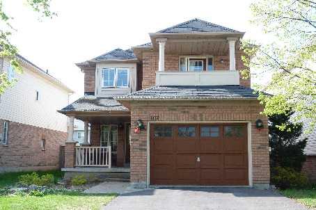 107 Point Hope Pl, House detached with 3 bedrooms, 3 bathrooms and 2 parking in Whitby ON | Image 1