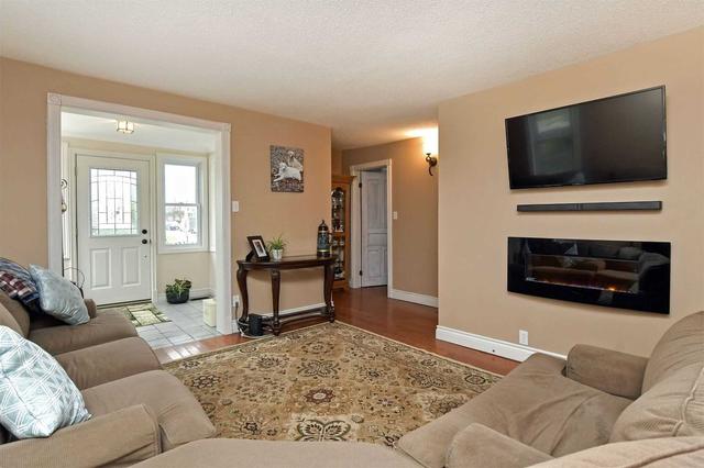 61 King St S, House detached with 3 bedrooms, 2 bathrooms and 6 parking in New Tecumseth ON | Image 9