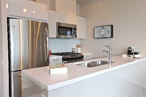 704 - 318 King St E, Condo with 2 bedrooms, 2 bathrooms and 1 parking in Toronto ON | Image 6