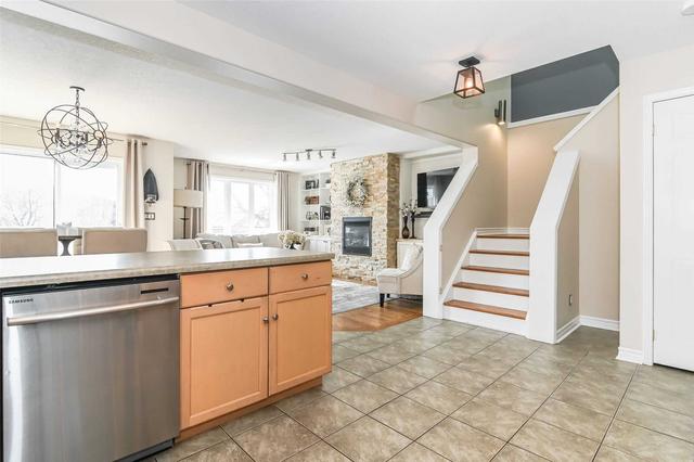 67 Wilton Rd, House detached with 3 bedrooms, 4 bathrooms and 3 parking in Guelph ON | Image 18
