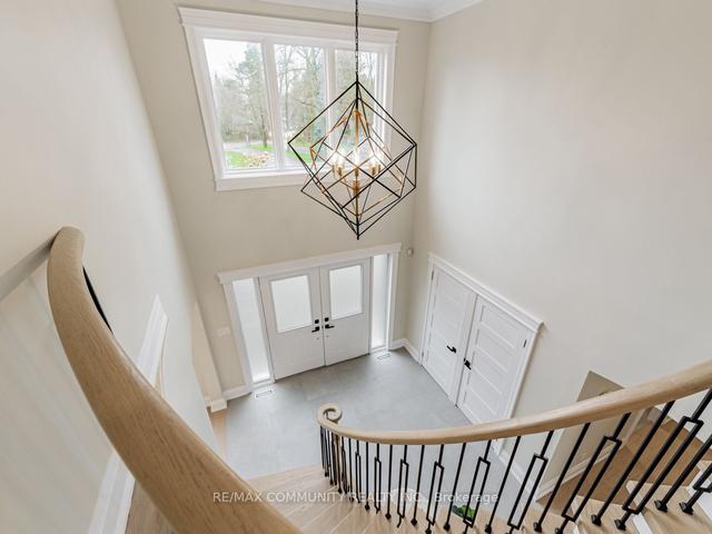 95 Hill Cres, House detached with 5 bedrooms, 5 bathrooms and 12 parking in Toronto ON | Image 7