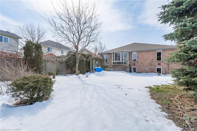 514 Yorkshire Drive, House detached with 4 bedrooms, 3 bathrooms and 4 parking in Waterloo ON | Image 33