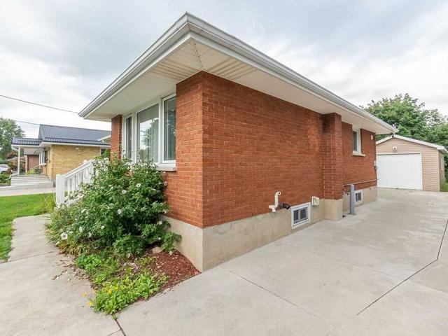 1769 Whitehall Dr, House detached with 3 bedrooms, 2 bathrooms and 7 parking in London ON | Image 29